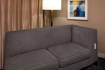 Deluxe Room, 1 King Bed (Balcony)