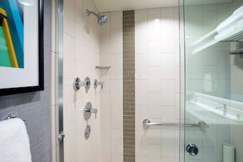 High Floor King with Spa Shower