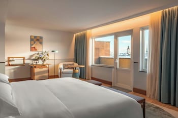 Junior Suite, 1 Bedroom, Lake View
