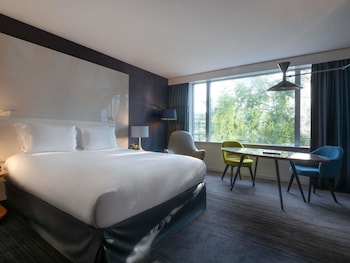 Premium Room, 1 King Bed