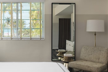 Premium Room, 1 King Bed, Terrace, Oceanfront