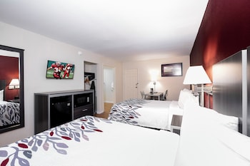 Deluxe Room, 2 Double Beds, Accessible, Non Smoking