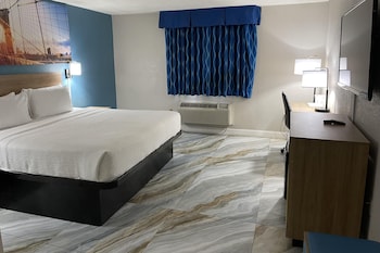 Room, 1 King Bed, Accessible, Non Smoking (Mobility)