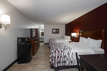 Deluxe Room, 2 Queen Beds, Non Smoking