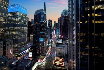 Premier Room, 2 Double Beds (Times Square)