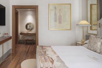 Lagoon View Suite