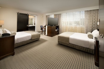 Standard Room, 2 Queen Beds (Hearing Accessible)