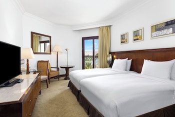 Room, 2 Twin Beds (Nile View)