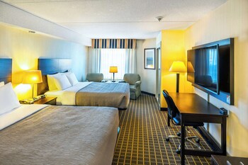Room, 2 Queen Beds, Non Smoking (Upper Floor)