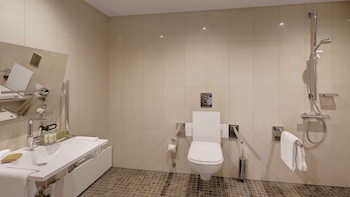 Executive Suite (Pommery Christmas)