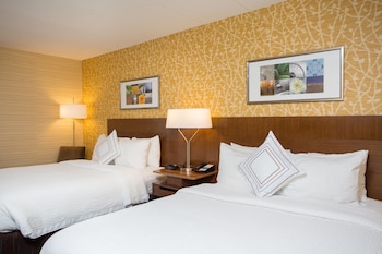 Room, 2 Queen Beds (Mobility/Hearing Accessible, Tub)