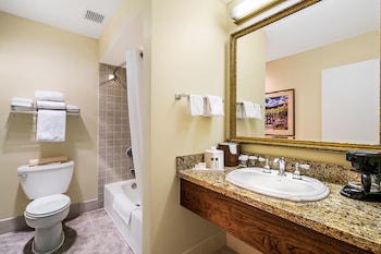 Superior Room, 1 King Bed