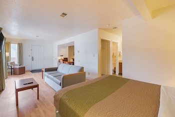Standard Room, 1 Queen Bed, Smoking