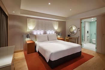 Junior Suite (Lounge Access)