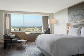 Club Room, 1 King Bed