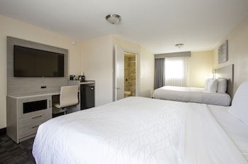King Room with 2 King Beds