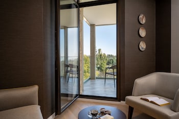 Two Room Connecting with Balcony