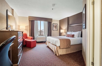 Standard Room, 1 Queen Bed, Non Smoking, Tower