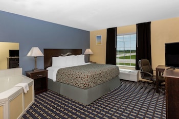 Deluxe Room, 1 King Bed, Non Smoking (Refrigerator & Microwave)