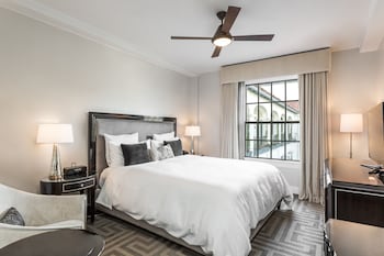 Standard Room, 1 King Bed, Mountain View