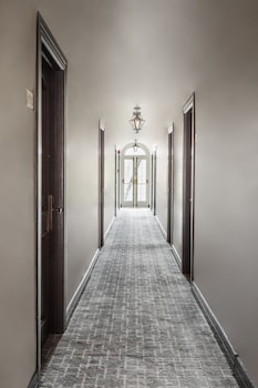 Standard Room, 1 King Bed, Mountain View