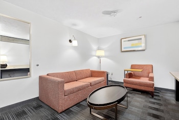 Suite, 1 King Bed