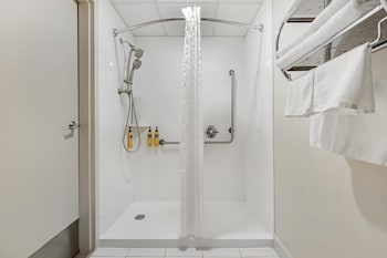 Standard Room, 2 Double Beds, Accessible, Refrigerator & Microwave (Walk-in Shower)