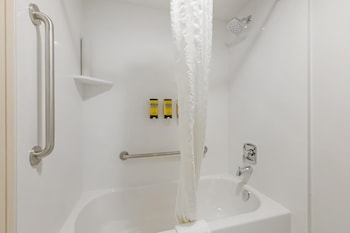 Standard Room, 2 Queen Beds, Non Smoking, Refrigerator & Microwave (2nd Floor)