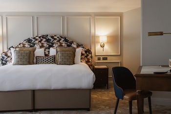 Suite, 1 King Bed, City View (Mews Suite - 1 Super King bed)