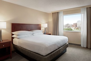 Suite, 2 Bedroom, 1 King/2 Double Bed, Non Smoking, River View