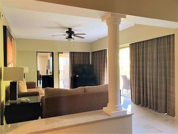 Master Suite Sea Front View Premium Level