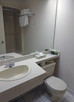 Standard Room, 1 Queen Bed