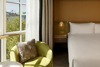 Executive Room, 1 King Bed