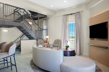 Penthouse (Bayside Suite)