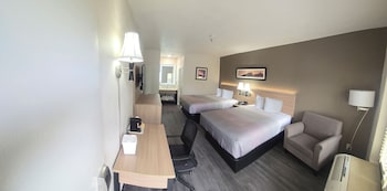 Standard Room, 2 Queen Beds, Non Smoking