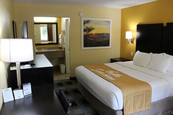 Standard Room, 1 King Bed