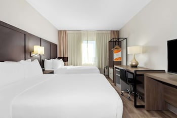 Suite, 2 Double Beds, Non Smoking