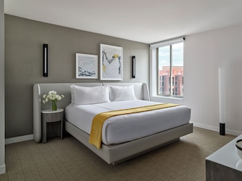 Suite, 1 Bedroom, Mobility Accessible, Balcony