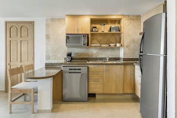 Premium Villa Master Suite