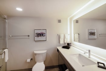 Junior Suite, 1 King Bed
