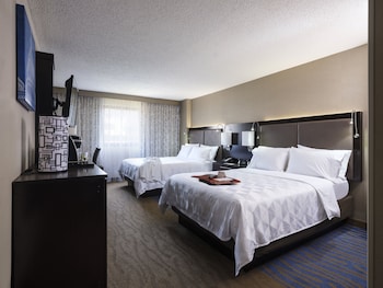 Standard Room, 2 Queen Beds (Communications)
