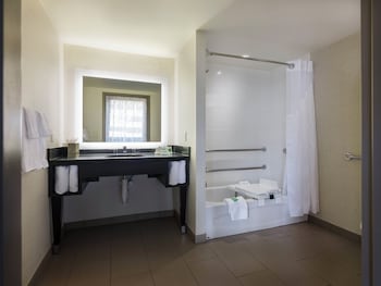 Standard Room, 1 King Bed, Accessible Bathtub (Mobility Access)