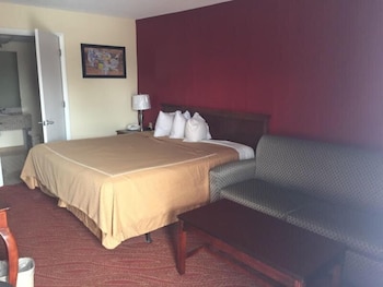 Standard Room, 1 King Bed, Smoking
