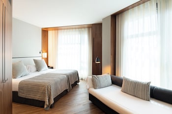 Superior Triple Room (2 adults + 1 child)