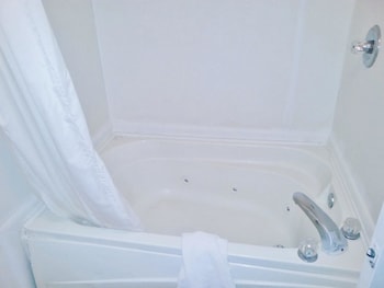 Standard Room, 2 Double Beds, Non Smoking