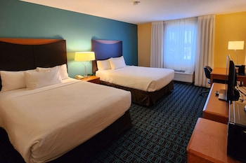 Room, 2 Queen Beds, Non Smoking
