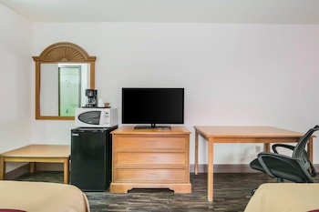 Standard Double Room, 2 Double Beds, Smoking