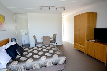 Motel Family Room