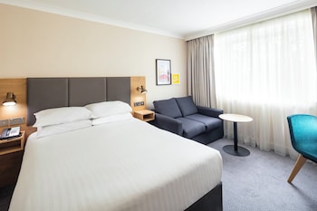 Premium Room, 1 Queen Bed (Stocked Minibar)