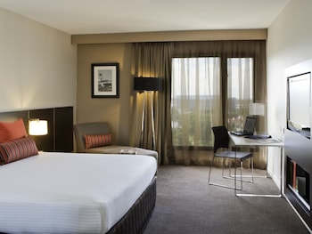 Superior Room, 1 King Bed